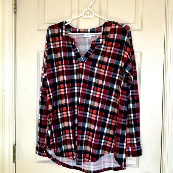 NWOT Plaid Loose fit top Blouse Size Medium - Picture 1 of 9